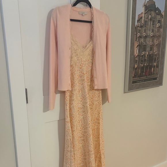 LOFT Dresses & Skirts - LOFT maxi dress and sweater. The dress is a 00 and sweater is a small